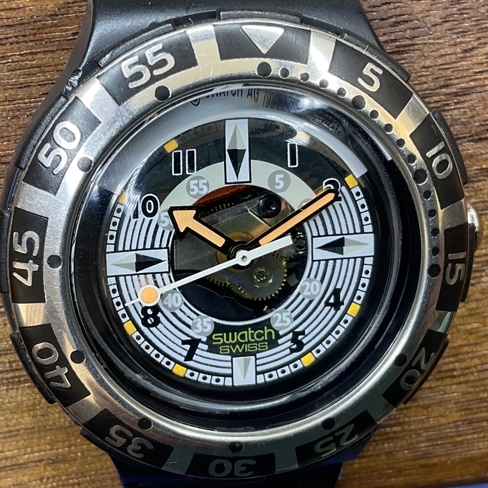 Swatch Scuba 200 Squiggly Watch